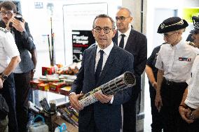 Bruno Retailleau visits the 20th Arrondissement Police Station - Paris