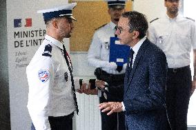 Bruno Retailleau visits the 20th Arrondissement Police Station - Paris
