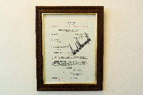 Trump-Signed Court Order Allowing Ban of Associated Press from Pool Displayed in Press Briefing Room of White House