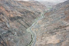 Scenic Views of the Karakoram Highway in Xinjiang - China