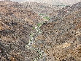 Stunning Views Along the Karakoram Highway in Xinjiang - China