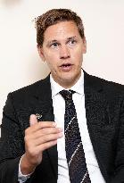 Nobel committee chair in Japan