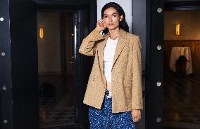 KELLY GALE