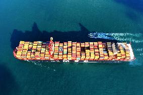 Foreign Trade Containers Trade