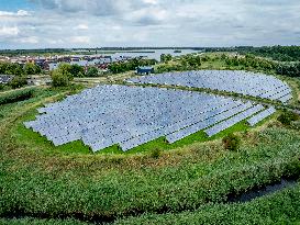 Solar Park With Energy To Power 80,000 Households - Netherlands