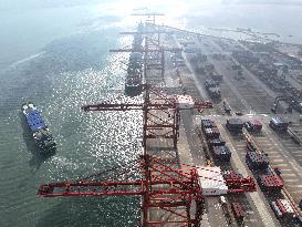 Chinese Ports Cargo Throughput Increased