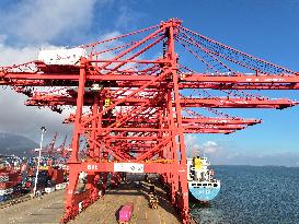 Chinese Ports Cargo Throughput Increased