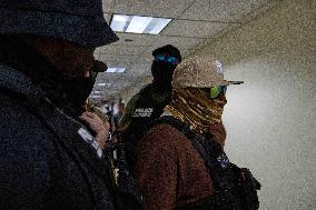ICE Detains Immigrants in New York Court House - USA