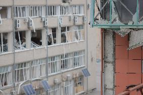 6 people Including Two Children Injured in Russian Attack - Kharkiv