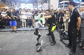 Unitree Boxing Robot at 2025 WAIC in Shanghai