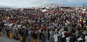 Largest number of Bon Odori participants at Osaka expo