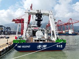 China First Deep-sea Green and Intelligent Technology Test Vessel