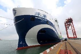 China First Deep-sea Green and Intelligent Technology Test Vessel