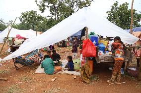 80 000 Evacuees From Cambodia-Thai Border Conflict - Cambodia