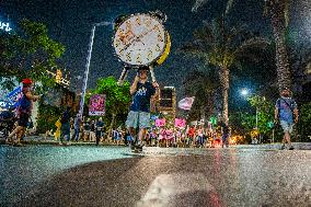 Israelis protest Against the War in Gaza - Tel Aviv