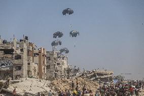 Humanitarian Aid Relief with Beginning of Airdrop Operations - Gaza