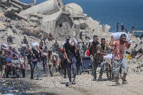 Humanitarian Aid Relief with Beginning of Airdrop Operations - Gaza