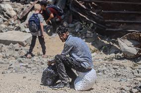 Humanitarian Aid Relief with Beginning of Airdrop Operations - Gaza