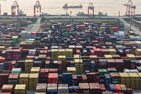 Ports Container Throughput in China Increases in H1 2025