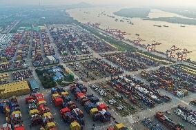 Ports Container Throughput in China Increases in H1 2025