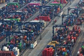 Ports Container Throughput in China Increases in H1 2025