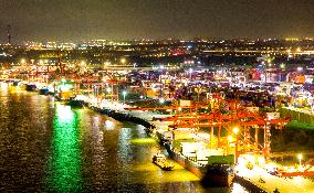 China 2025 H1 Ports Container Throughput Increase