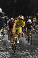 Tour de France 2025 - Moulin Rouge Celebration