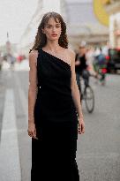 PFW - Zuhair Murad Street Style
