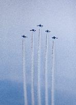 Blue Impulse exhibition flight (Osaka-Kansai Expo)