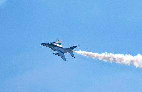 Blue Impulse exhibition flight (Osaka-Kansai Expo)