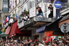 Tour de France 2025 - Moulin Rouge Celebration