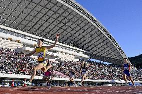Athletics: Shimizu sets U-18 world record