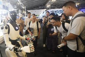 Robot Performance at 2025 WAIC in Shanghai