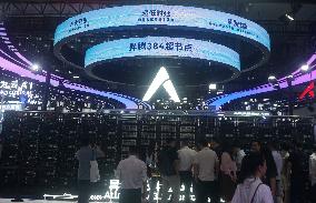 Huawei Ascend CloudMatrix 384