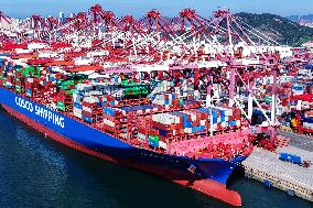 Qingdao Port Container Trade