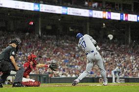 Baseball: Dodgers vs. Reds