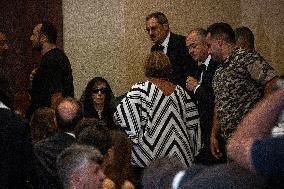 Rare Appearance Of Lebanese Singer Fayrouz At Her Son’s Funeral - Bikfaya