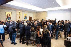 Rare Appearance Of Lebanese Singer Fayrouz At Her Son’s Funeral - Bikfaya