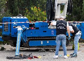 Pompeii Workplace Accident Injures Two in Mobile Basket - Italy