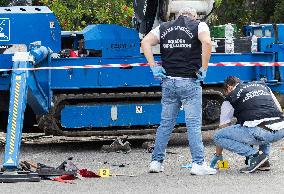 Pompeii Workplace Accident Injures Two in Mobile Basket - Italy