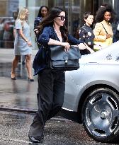Meryl Streep and Anne Hathaway On Set of The Devil Wears Prada 2 - NYC