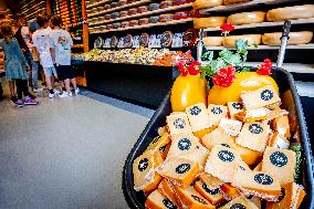 A Cheese Shop - Gouda