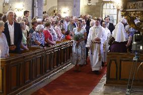 CROWN PRINCESS COUPLE VISBY CATHEDRAL
