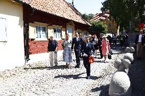 CROWN PRINCESS COUPLE VISBY CATHEDRAL