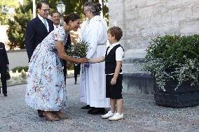CROWN PRINCESS COUPLE VISBY CATHEDRAL