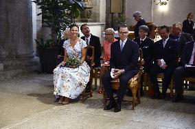 CROWN PRINCESS COUPLE VISBY CATHEDRAL