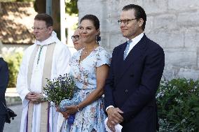 CROWN PRINCESS COUPLE VISBY CATHEDRAL