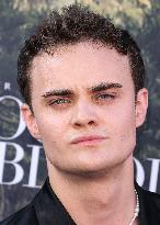 Outlander Blood of My Blood Premiere - LA
