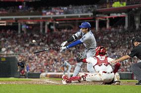 Baseball: Dodgers vs. Reds