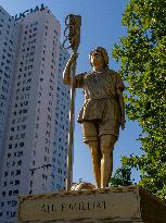 Illustrious Women of the Olympic Games 2024 bd de La Chapelle - Paris